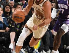 江南体育- 库里打掘金季后赛的数据 