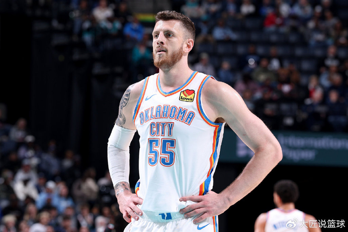 JN体育-包含赛地聚焦——意大利杯加时末段热度飙升,俄克拉荷马雷霆防线松动,话题不断,数据趋势出现新变化的词条