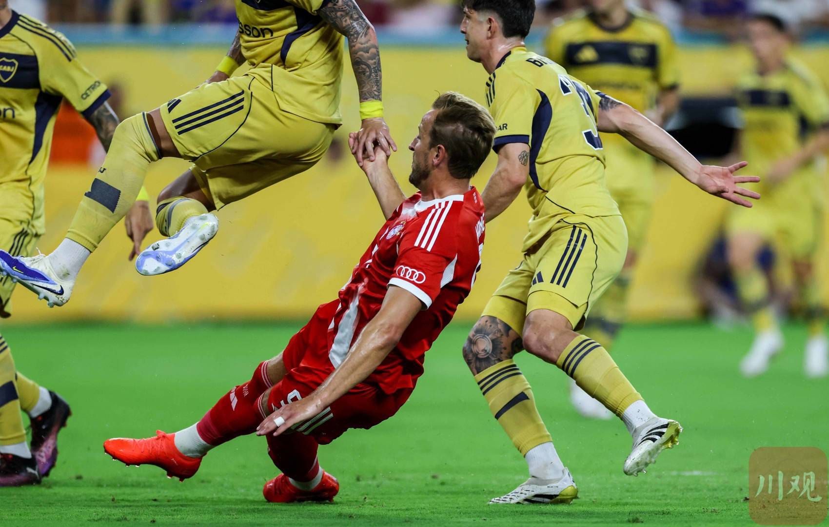 江南体育-拜仁慕尼黑内部会议纪要流出:窗口期刷新队史纪录,全明星赛使命明确,心理建设被强调(8月11日拜仁vs热刺友谊赛回放)