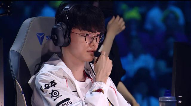 江南体育-Faker回归赛场，连败首场状态亮眼，西班牙队观众沸腾！的简单介绍