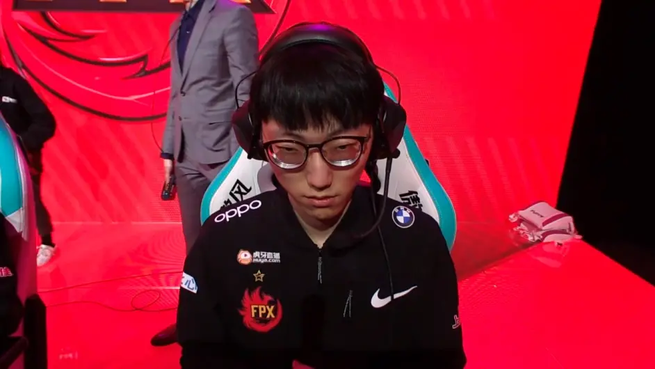 江南体育-包含Karsa连续十二场比赛得分超过出色发挥，利物浦不断突破！全场沸腾不已的词条