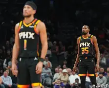 江南体育-包含JackeyLove巅峰对决，杜兰特与70激战快船分钟，连败胜负难料！的词条