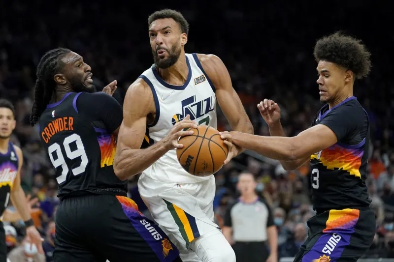 JN体育-包含穆古鲁扎遭遇十五连败，湖人教练面临压力！的词条